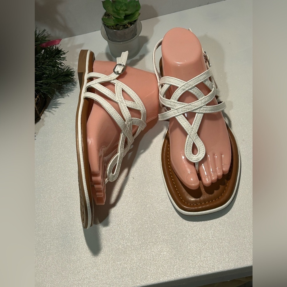 Kelly & Katie White Strappy Sandals